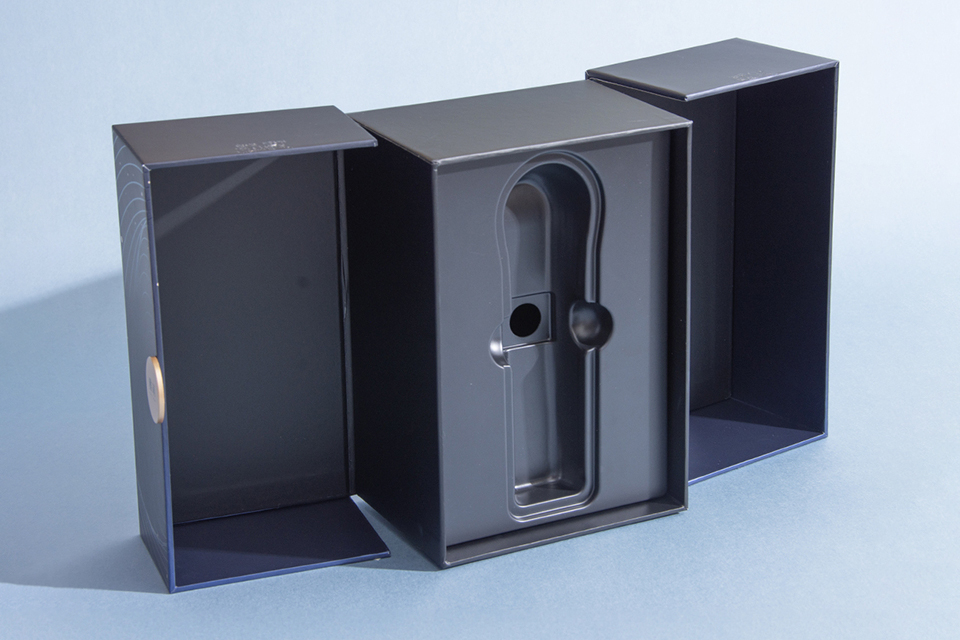 Minimal Packaging
