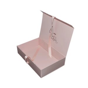 Customized Magnetic Folding Packaging Cloth Box Dealer