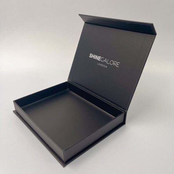 Customized flip cover magnetic book-shaped gift box Dealers