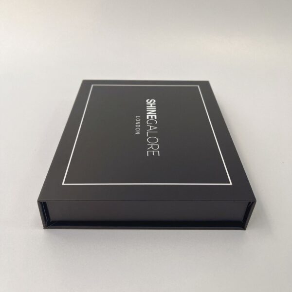Customized flip cover magnetic book-shaped gift box Dealers