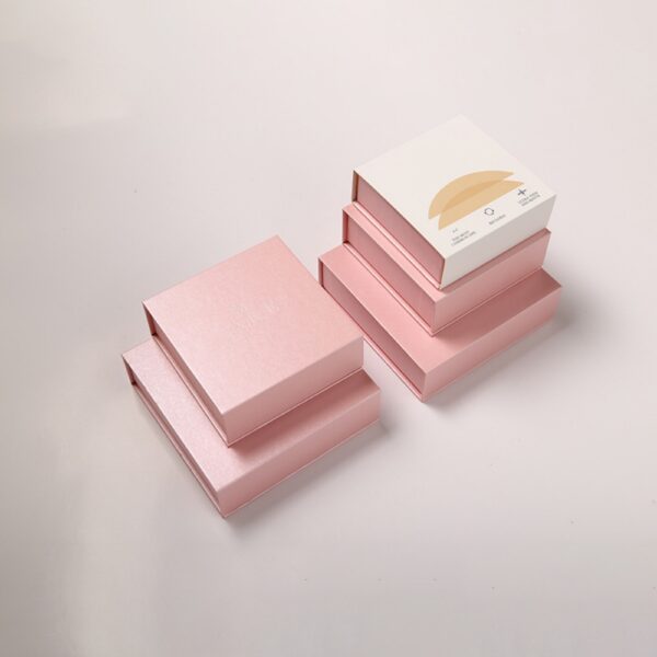 Magnetic box Chest sticker Flip cover box Color box Dealer