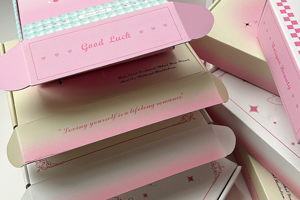 Custom Apparel Boxes