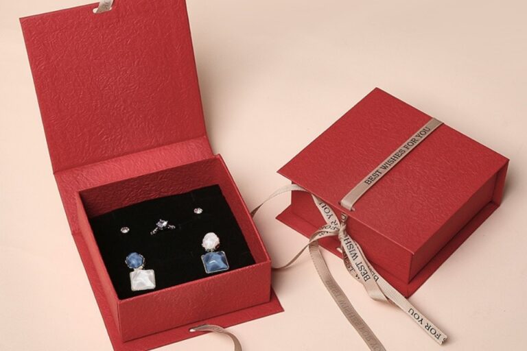 Custom Jewelry Boxes