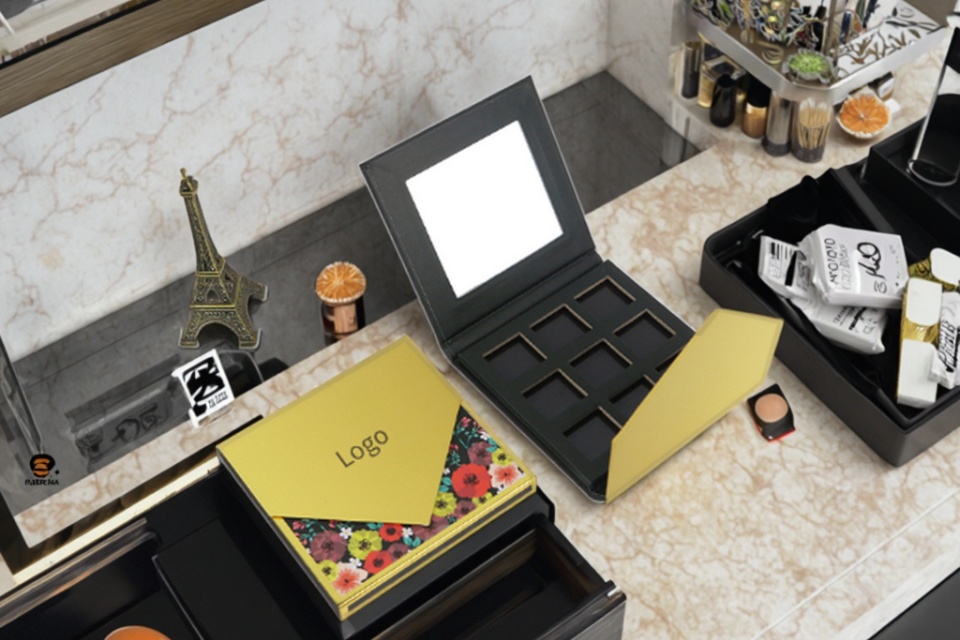 Empty Magnetic Palettes