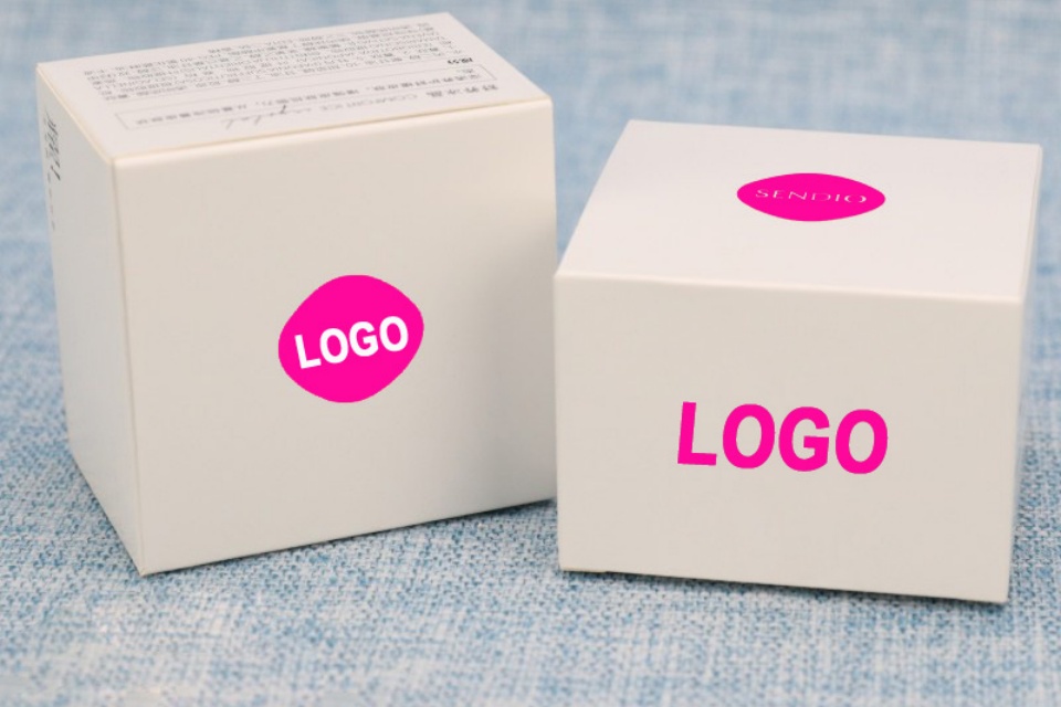 Luxury Cosmetic Boxes