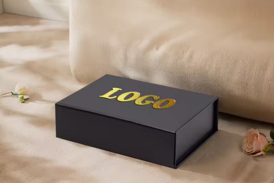 Magnetic Closure Boxes