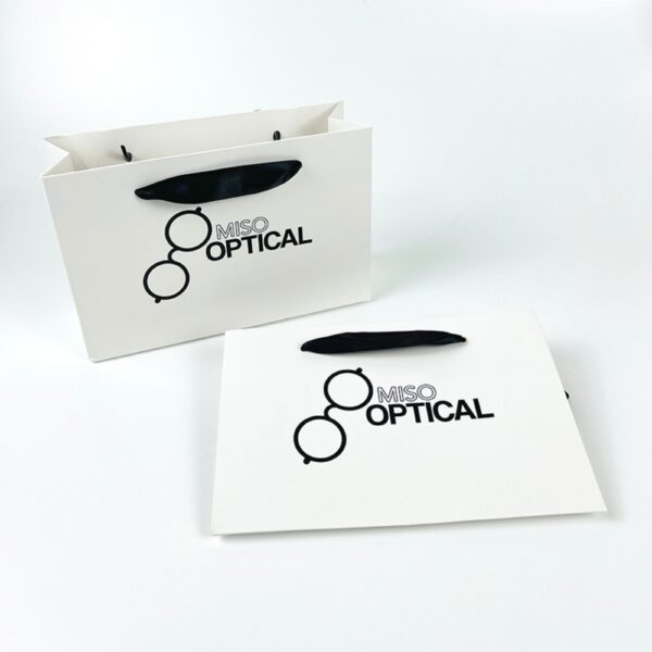 custom luxury printed Paper Gift Bags cardboard Vendor
