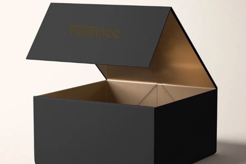 custom magnetic box