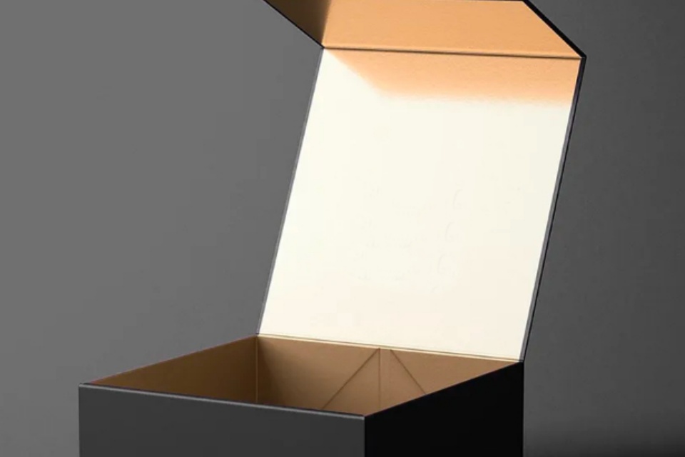 custom magnetic box