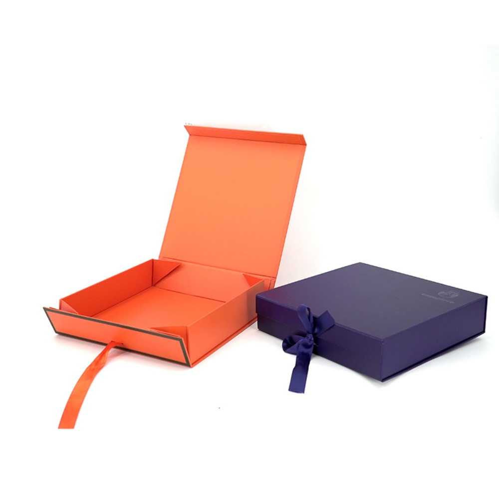luxury Collapsible Gift Boxes rigid cardboard Distributor