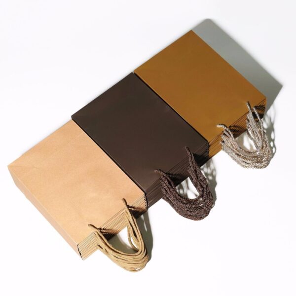 portable reusable kraft paper gift shopping bag Exporter