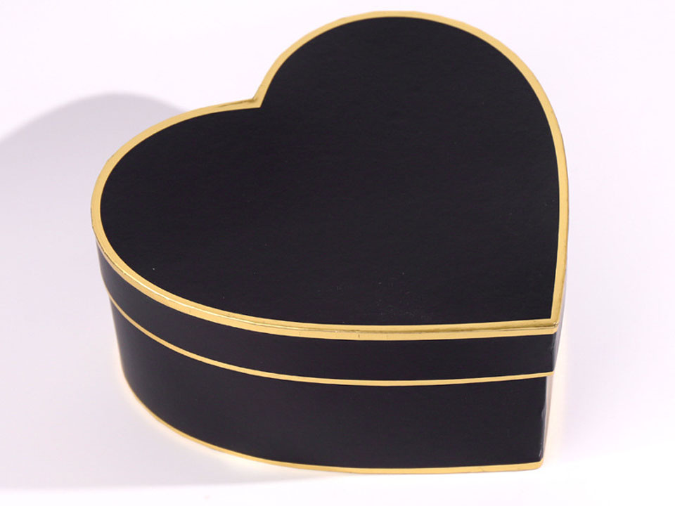 Heart Shaped Paper Boxes