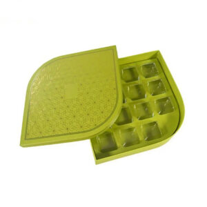 Leaf Shaped Rigid Chocolate Box with Clear Blister Tray