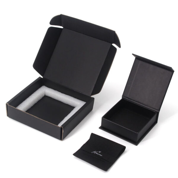 Luxury Black Jewelry Mailer Packaging Box with Foam Insert Luxury Black Jewelry Mailer Packaging Box with Foam Insert