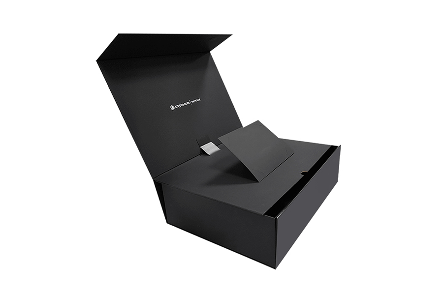 Collapsible magnetic box packaging