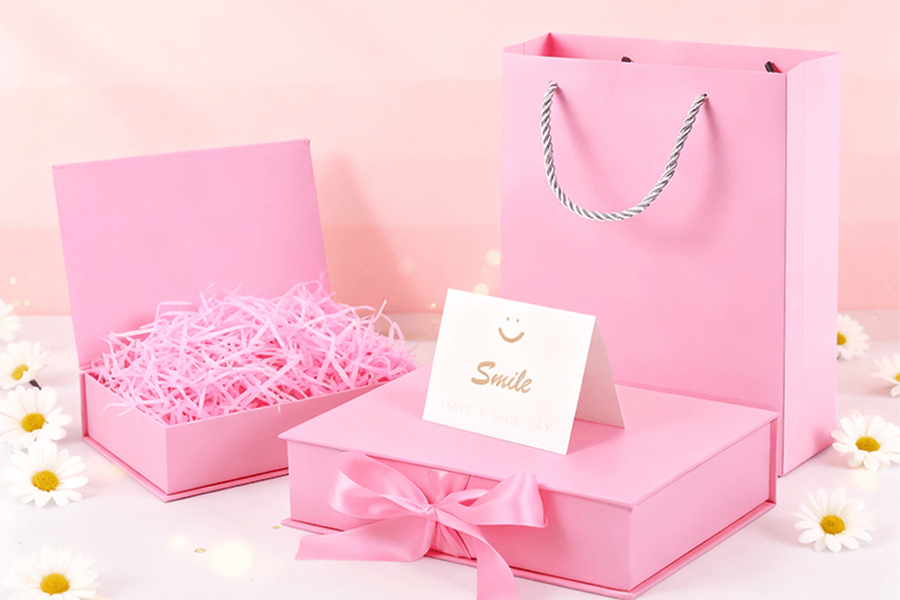 Custom Premium Pink Magnetic Gift Box Packaging