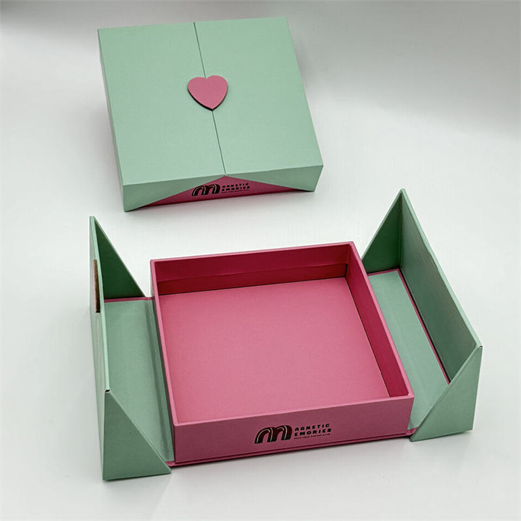 Double-Door Rigid Boxes Packaging Magnetic Closure Gift Boxes